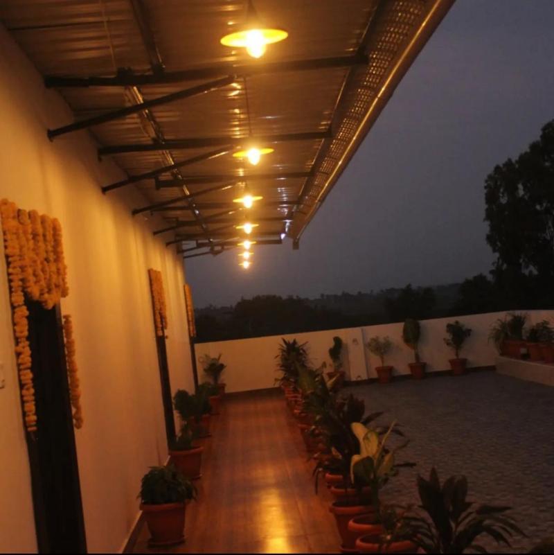 Lalitha Karunya Residency A/C Hotel Bāpatla Екстериор снимка